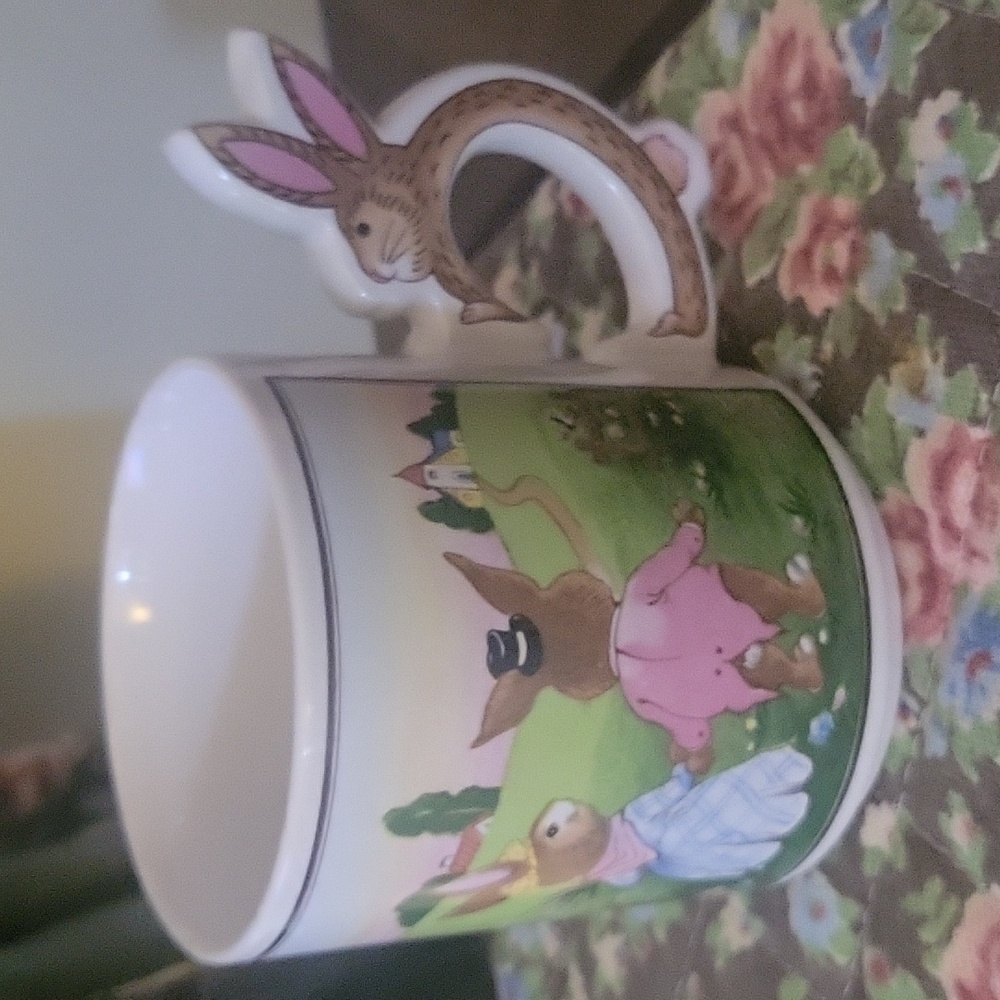 Vintage 1980s Giftco Bunny Mug